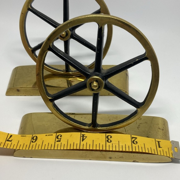 1960 Virginia Metal Works Polished Brass Wagon Wheel Bookends - Picture 12 of 13